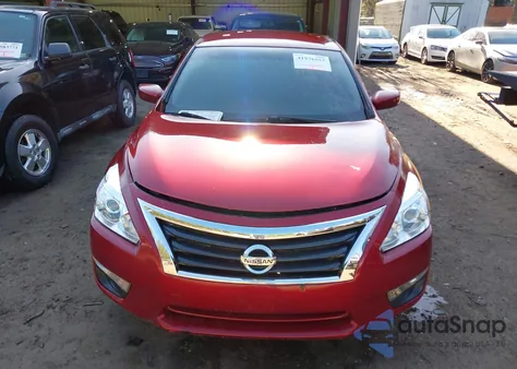 2014 Nissan Altima 2.5 S z USA, uszkodzony, nr VIN 1N4AL3AP8EC139183